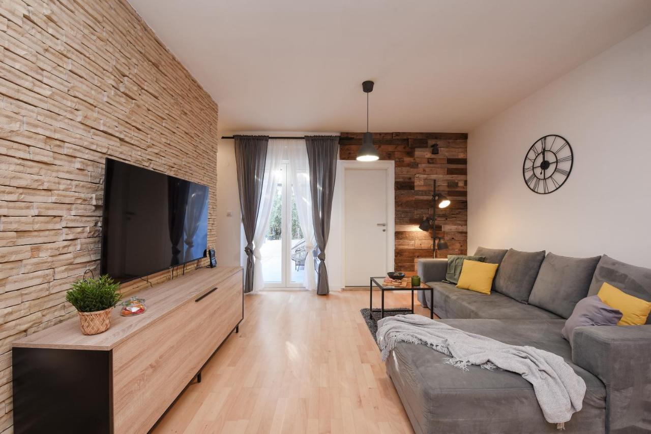 L&R Luxury Apartment- Free Parking Zadar Exteriér fotografie